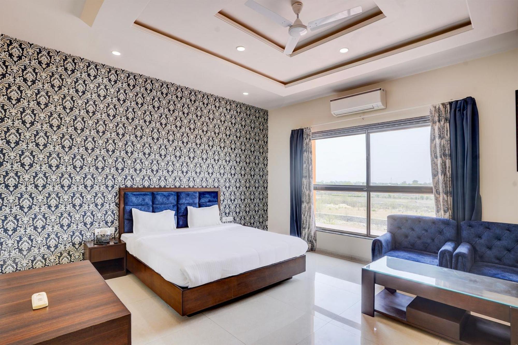 Hotel Amrit Manthan Chittorgarh Exterior photo